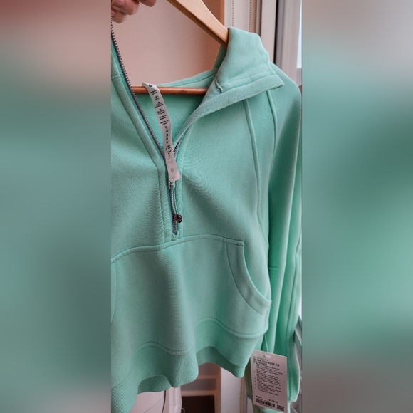 BNWT Lululemon 1/2 Zip Scuba in Wild Mint, XS/S - Picture 6 of 6